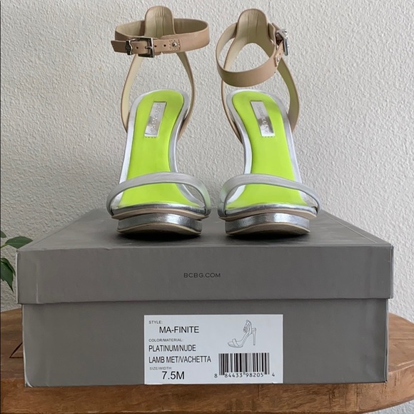 BCBG MaxAzria heel- SOLD - Picture 6 of 7